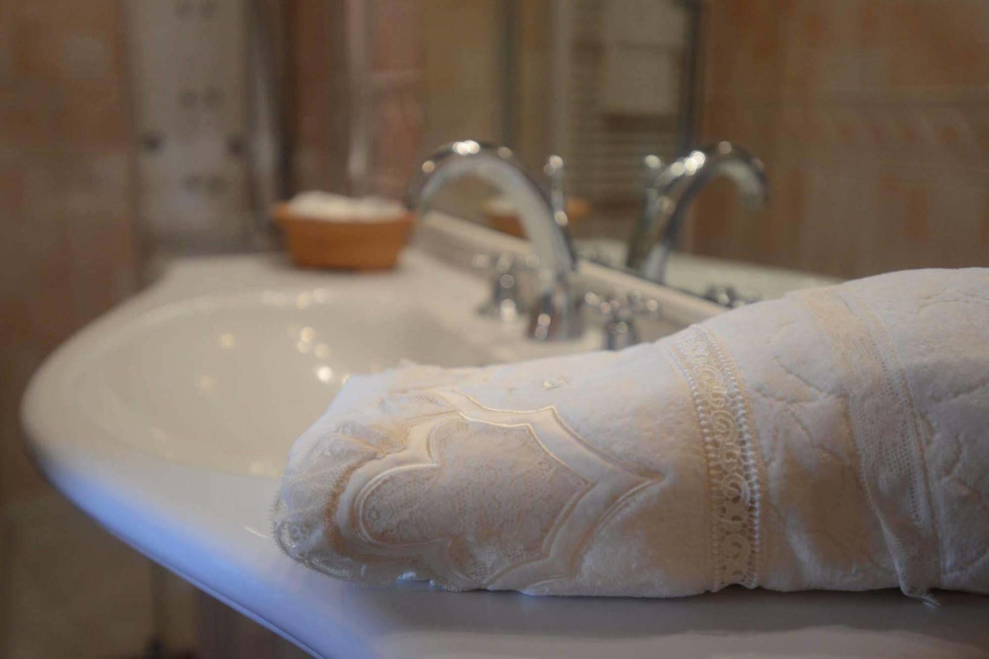 Borgo Dei Sapori Hotel ชิตตา ดิ กัสเตลโล ภายนอก รูปภาพ